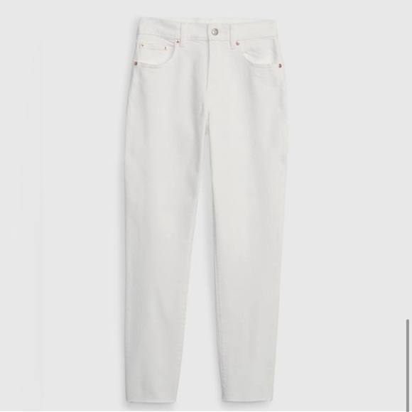AS IS NWT! GAP Optic White Mid Rise Girlfriend Jeans with Washwell - 6P/28P🩵 - Picture 6 of 7